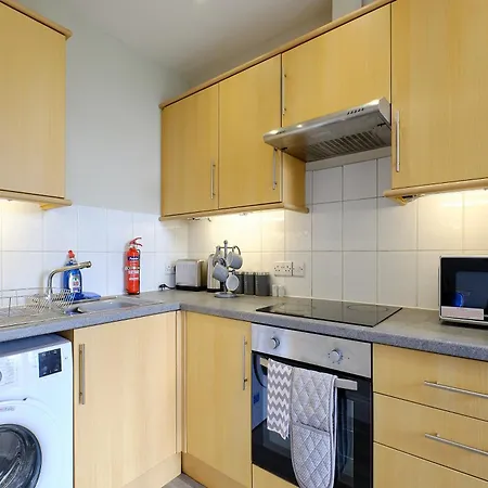 York Place Mews - 2 Bed 2 Bath Free Parking هاروغايت